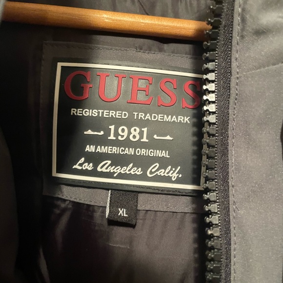 Guess mens snorkel jacket. Brand new, worm only 3 times. - Picture 3 of 3